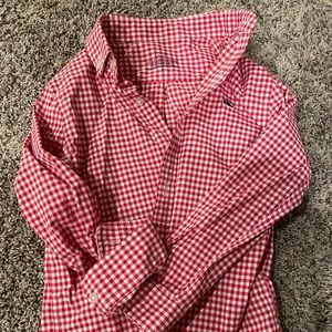🛑SOLD🛑 Boys Performance Vineyard Vines Button Down Shirt
